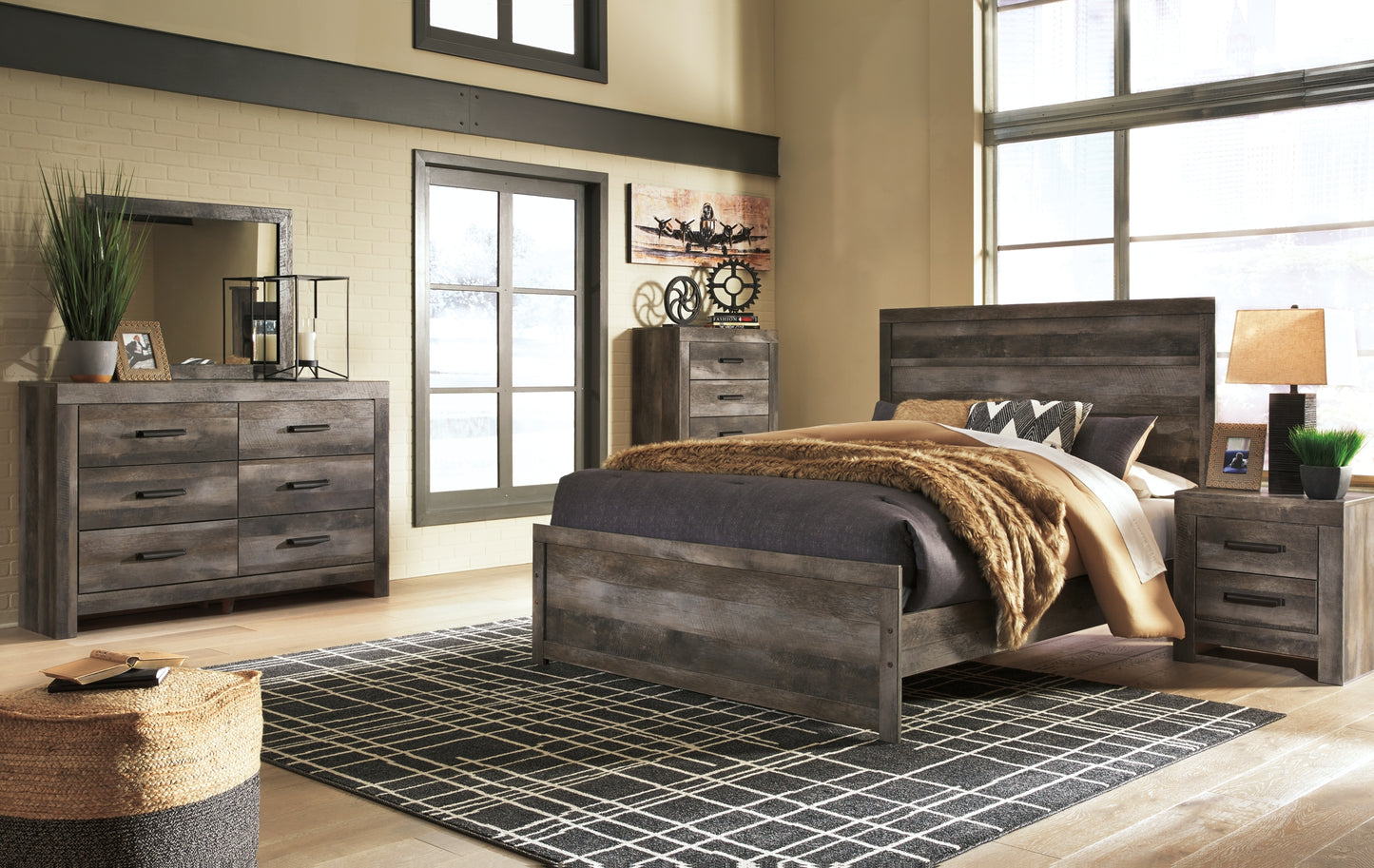 Ashley Express - Wynnlow Queen Panel Bed