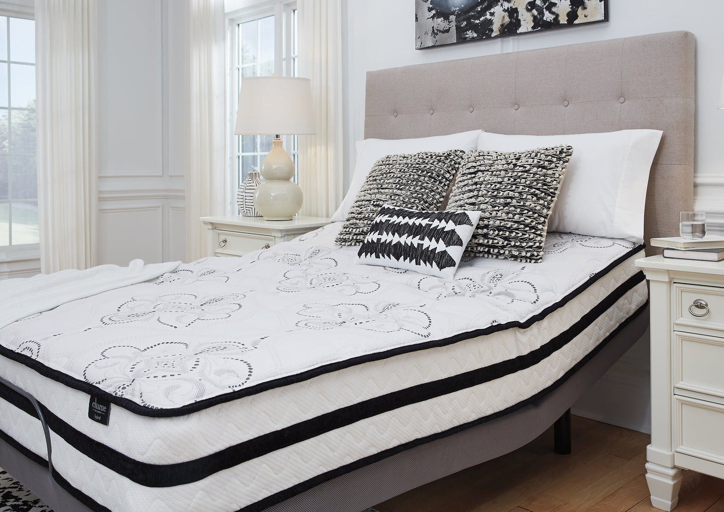 Ashley Express - Chime 10 Inch Hybrid Mattress