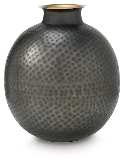 Ashley Express - Woody Vase.