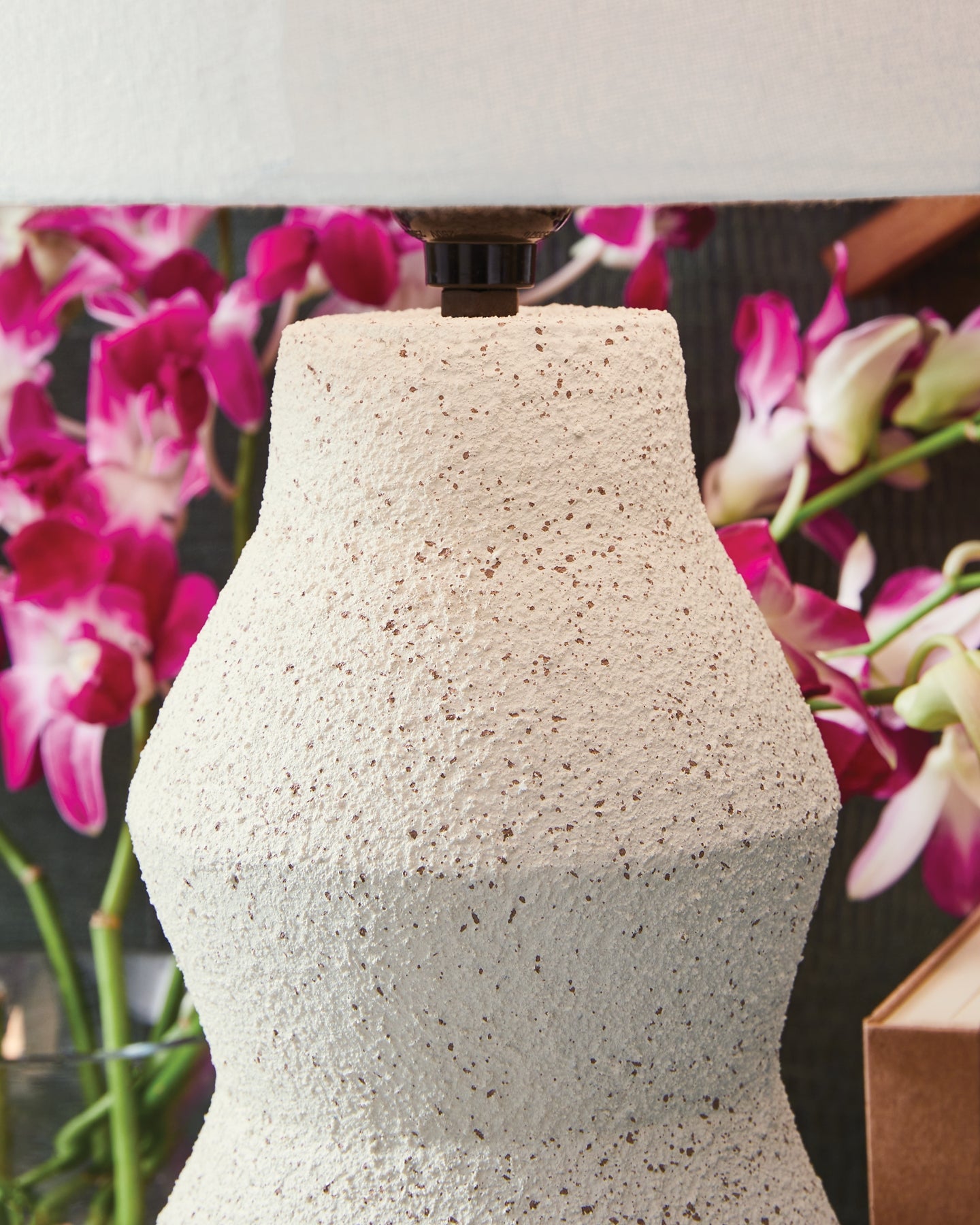 Ashley Express - Dawthorne Paper Table Lamp (1/CN).