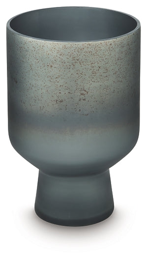 Ashley Express - Pennmore Vase.