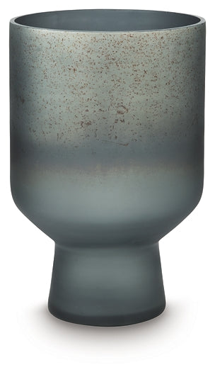 Ashley Express - Pennmore Vase.