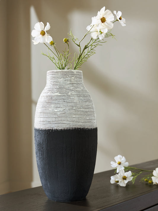 Ashley Express - Girtha Vase.